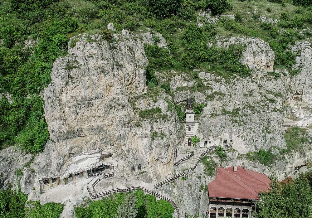 manastir-dimitar-basarbovski-ruse